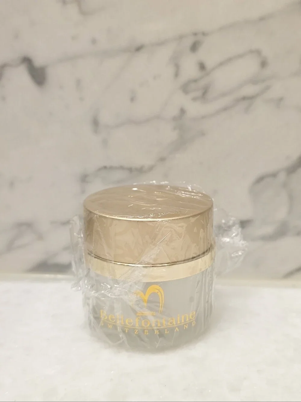 🌸🌸 Bellefontaine Switzerland Make-up Base
